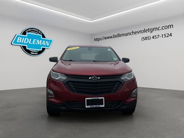 Used 2021 Chevrolet Equinox LT with VIN 2GNAXUEV0M6108702 for sale in Albion, NY