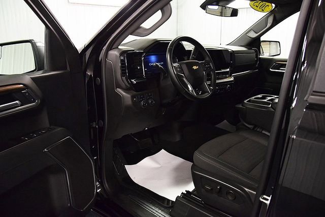2025 Chevrolet Silverado 1500 LT - Photo 15