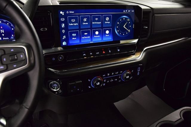 2025 Chevrolet Silverado 1500 LT - Photo 23