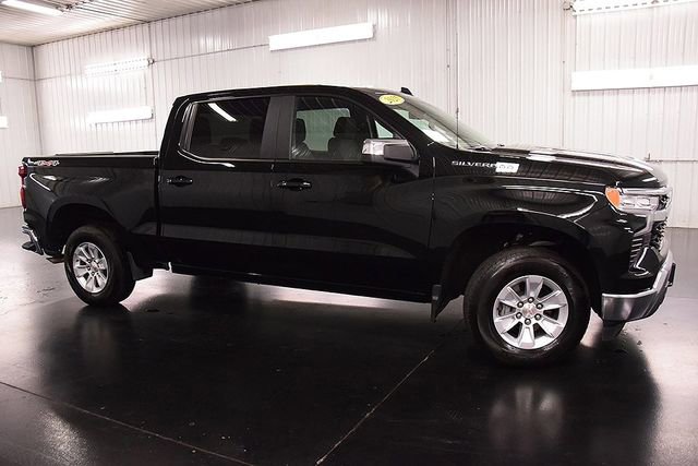 2025 Chevrolet Silverado 1500 LT - Photo 11