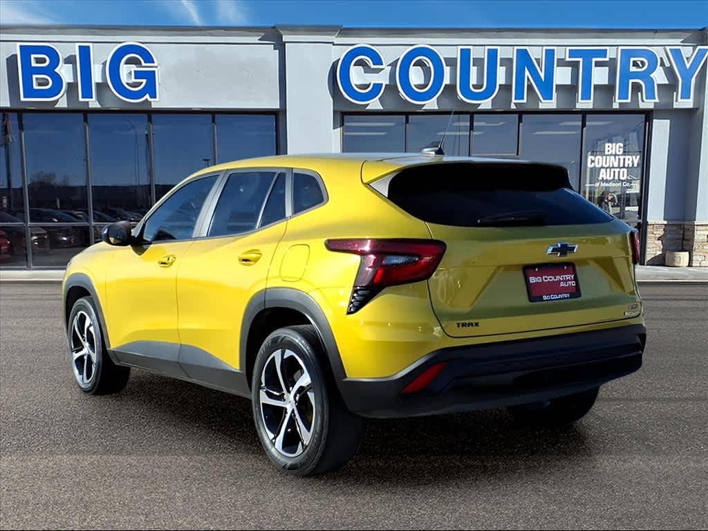 Used 2024 Chevrolet Trax 1RS SUV