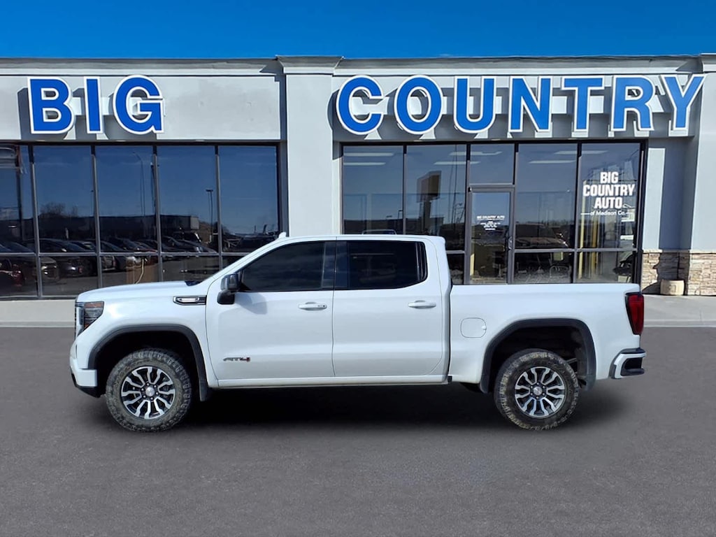 Used 2022 GMC Sierra 1500 AT4 Truck Crew Cab
