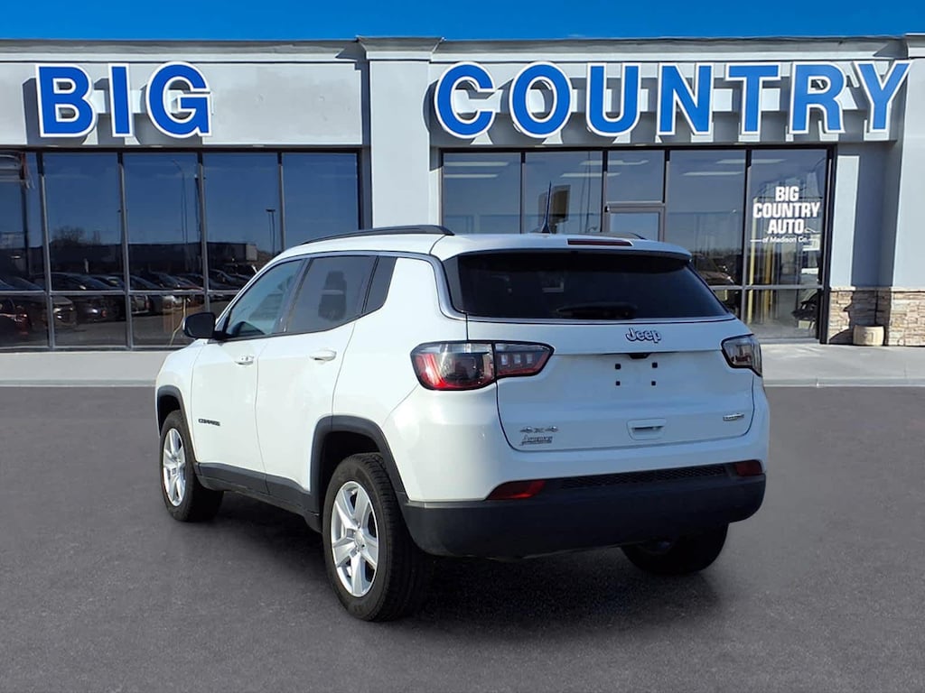 Used 2022 Jeep Compass Latitude SUV
