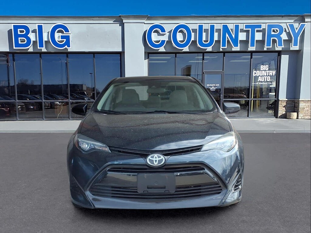 Used 2018 Toyota Corolla LE Sedan