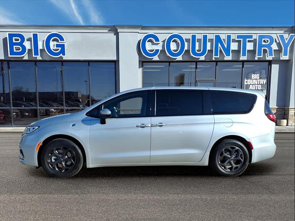 Used 2023 Chrysler Pacifica Plug-In Hybrid Touring L Van Passenger Van