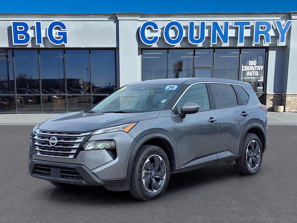 Used 2024 Nissan Rogue SV SUV