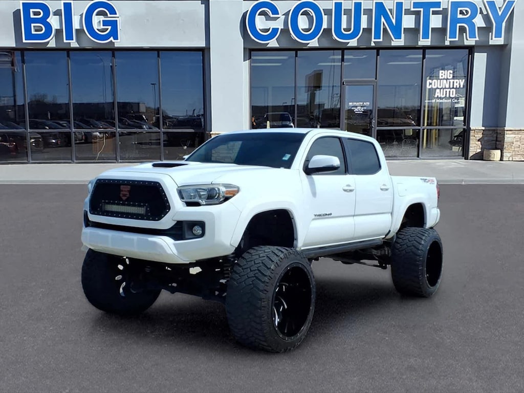 Used 2017 Toyota Tacoma TRD Sport V6 Truck Double Cab