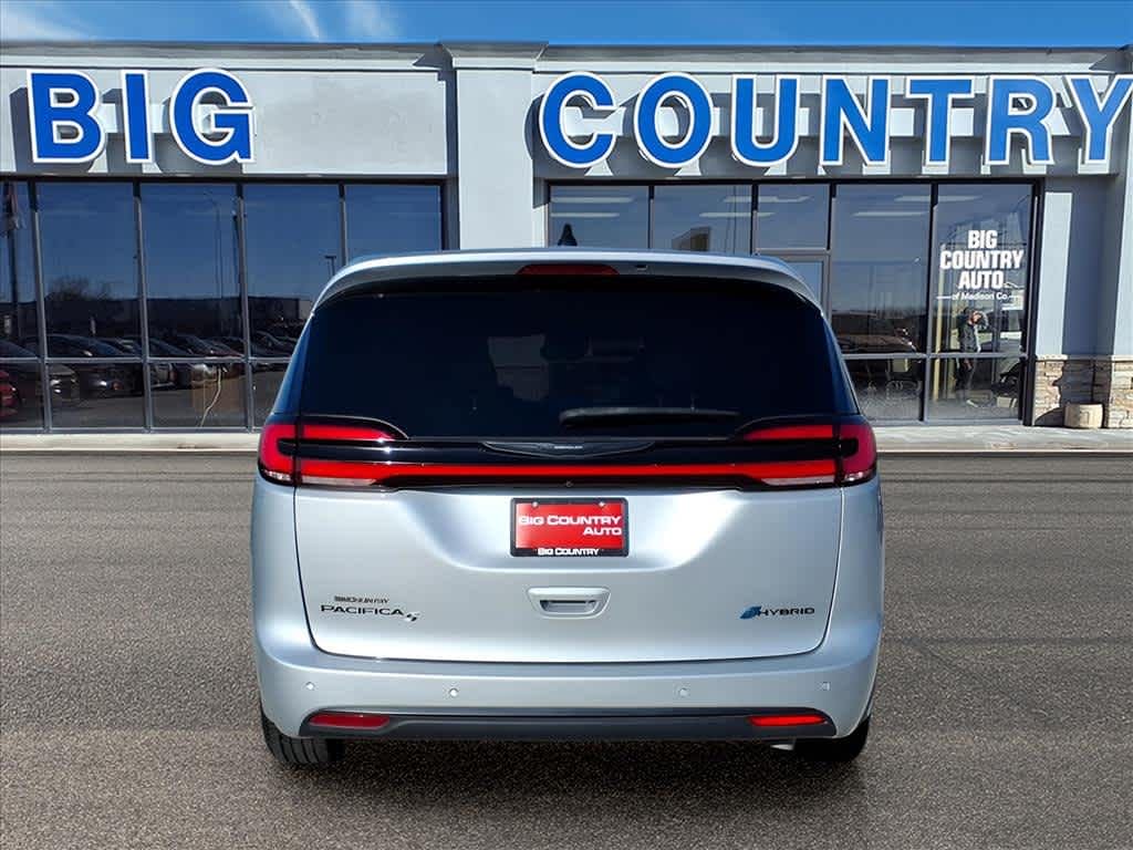 Used 2023 Chrysler Pacifica Plug-In Hybrid Touring L Van Passenger Van