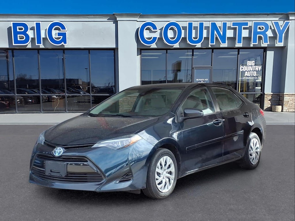 Used 2018 Toyota Corolla LE Sedan