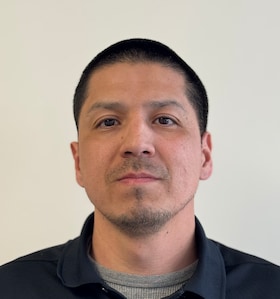 Staff member Ignacio from ID_2d53487d3a6b