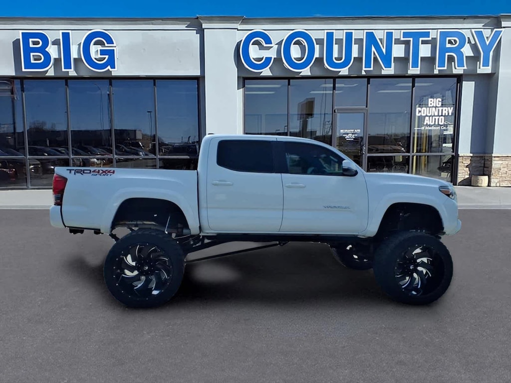 Used 2017 Toyota Tacoma TRD Sport V6 Truck Double Cab