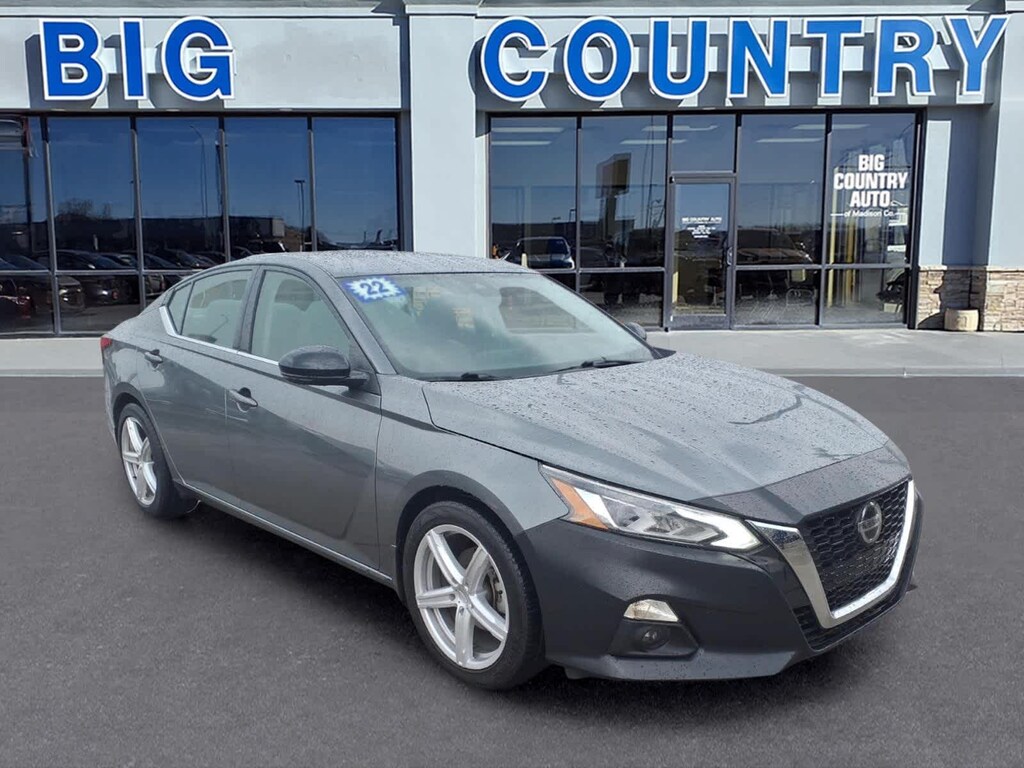Used 2022 Nissan Altima 2.5 SR Sedan