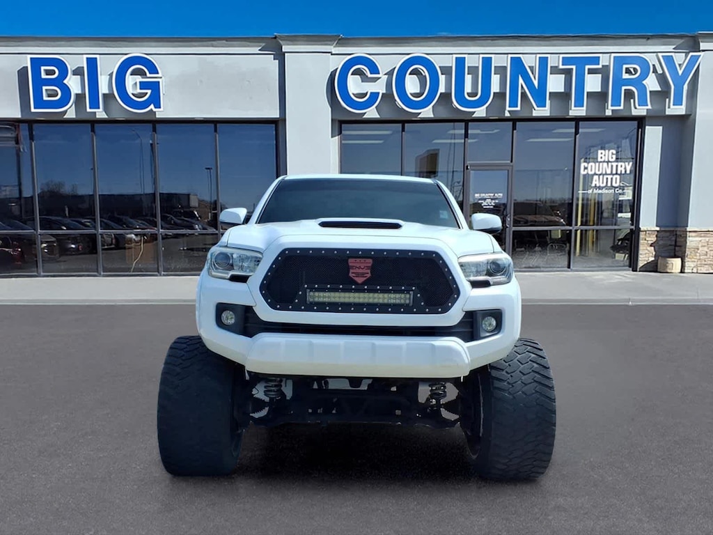 Used 2017 Toyota Tacoma TRD Sport V6 Truck Double Cab