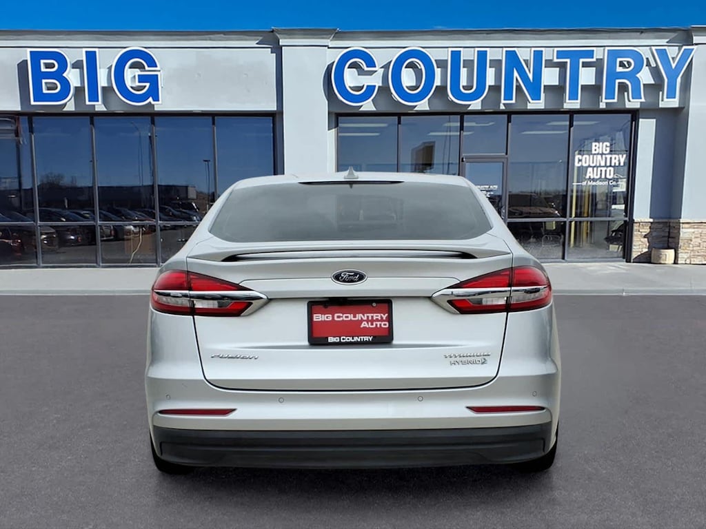 Used 2019 Ford Fusion Hybrid Titanium Sedan