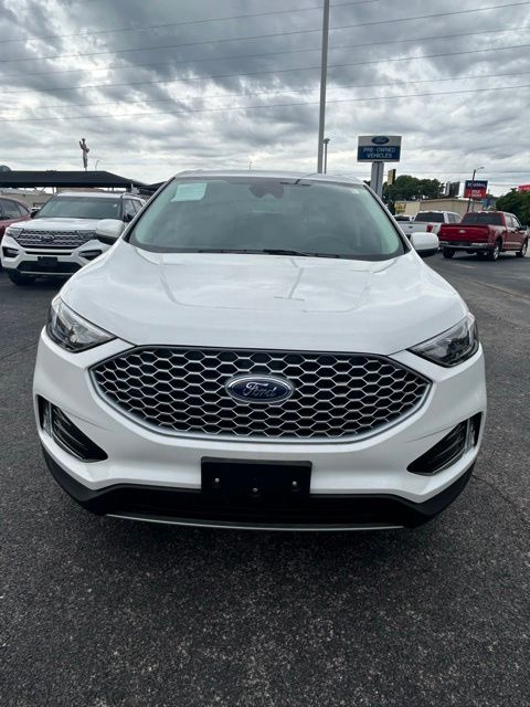 2024 Ford Edge SUV 