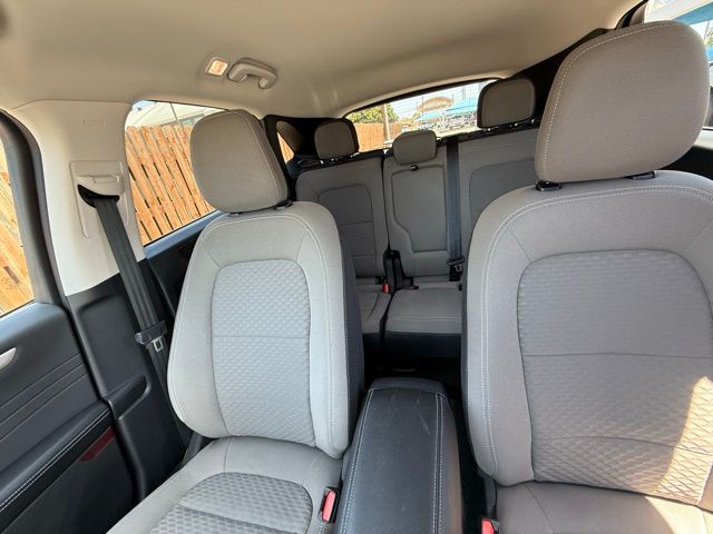 2022 Ford Escape SE - Photo 16