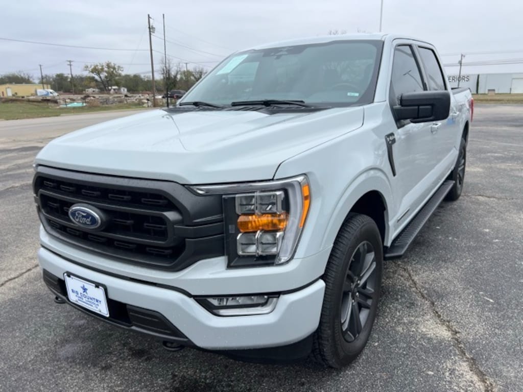 Used 2023 Ford F-150 XLT Truck SuperCrew Cab