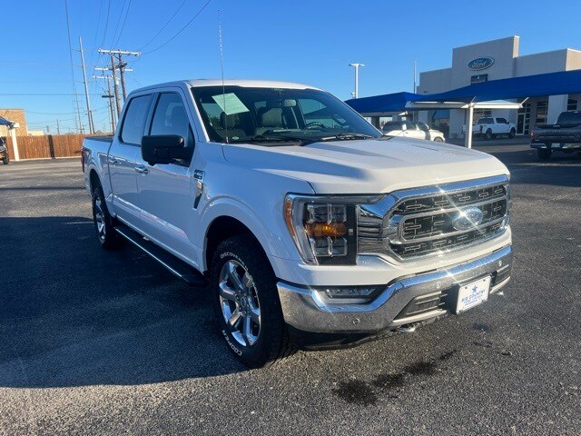 2021 Ford F-150 XLT photo 2
