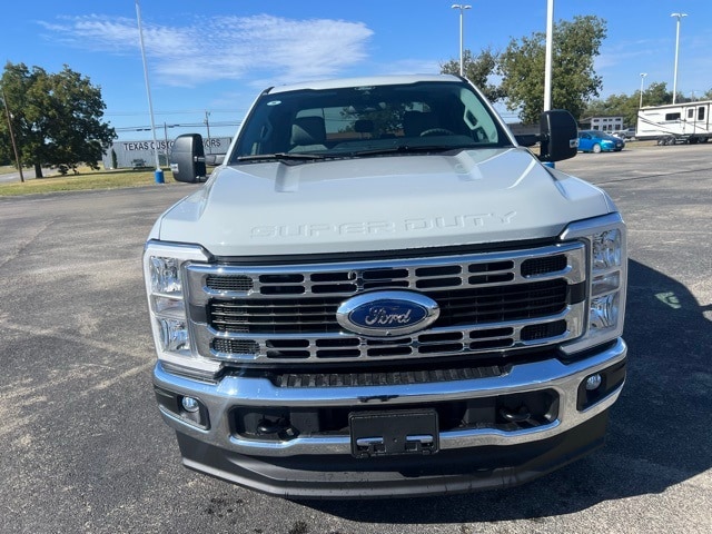 2026 Ford F-250 Super Duty XL's photo