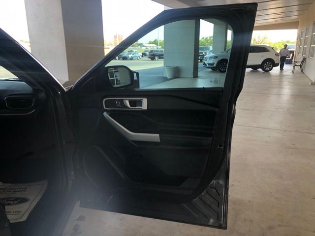 2020 Ford Explorer XLT - Photo 18
