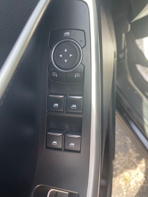 2023 Ford Explorer XLT - Photo 14