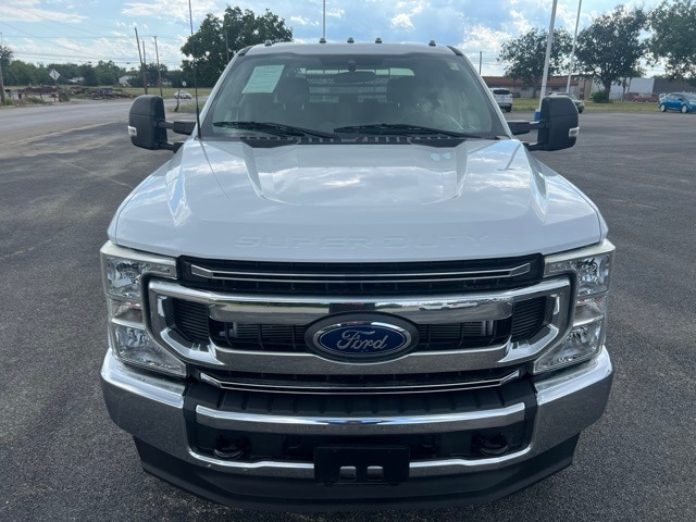 2022 Ford F-350 Chassis Truck Crew Cab 