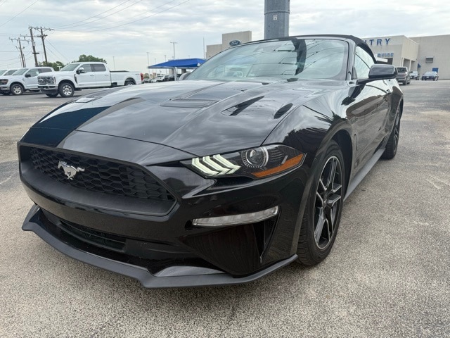 2022 Ford Mustang Convertible 