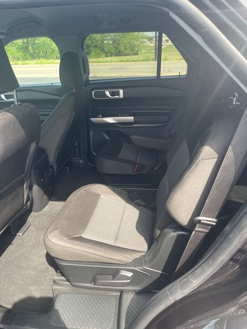 2023 Ford Explorer XLT - Photo 6