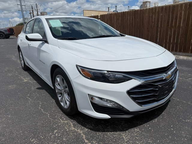 Used 2023 Chevrolet Malibu 1LT with VIN 1G1ZD5ST1PF204287 for sale in Brownwood, TX