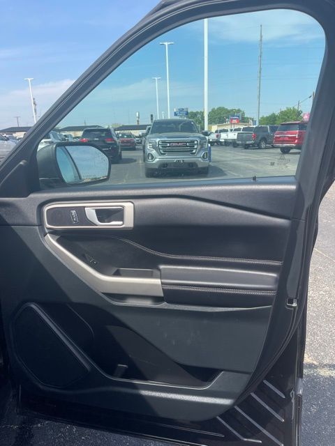 2023 Ford Explorer XLT - Photo 11