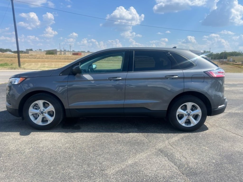 Used 2022 Ford Edge SE SUV