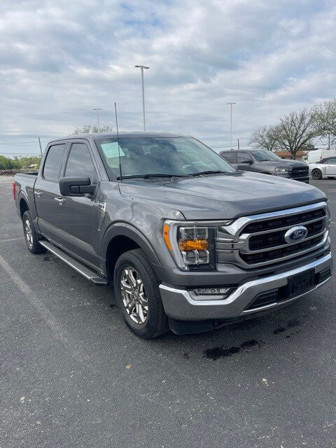 2022 Ford F-150 XLT photo 3