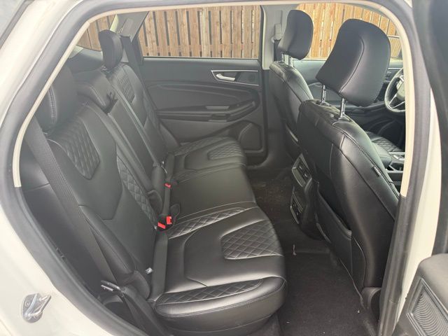 2024 Ford Edge Titanium - Photo 11