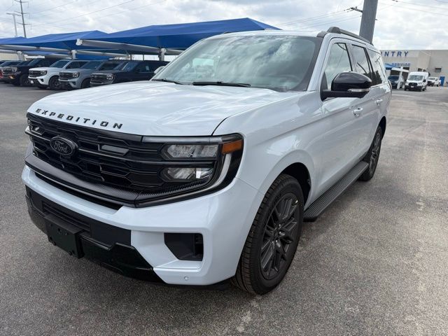 2026 Ford Expedition Platinum 4x4's photo