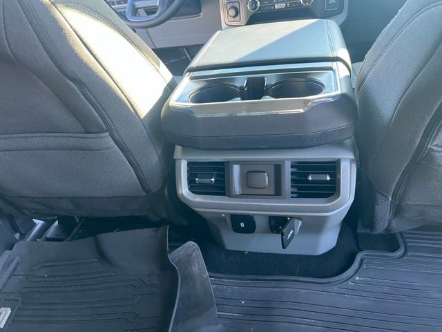 2023 Ford F-150 XLT - Photo 17