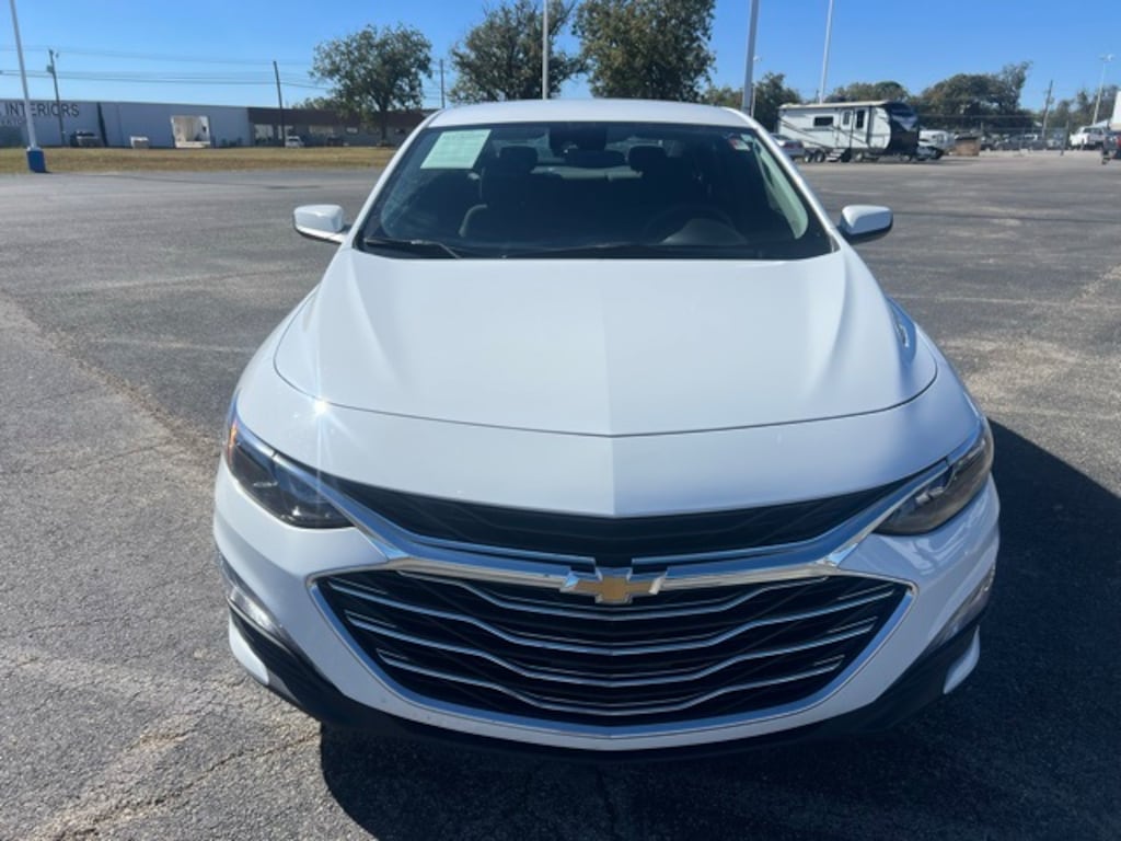 Used 2024 Chevrolet Malibu LT Sedan