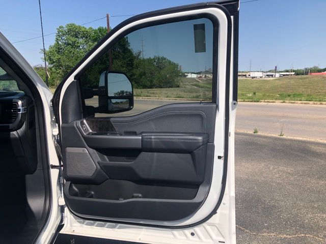 2025 Ford F-350 Super Duty Lariat - Photo 16
