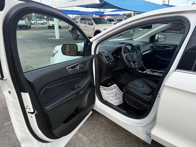 2024 Ford Edge Titanium - Photo 15