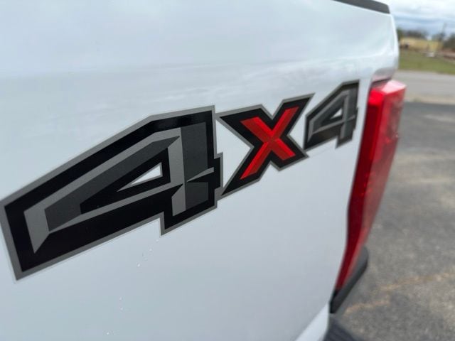 2022 Ford F-350 Super Duty XL - Photo 14