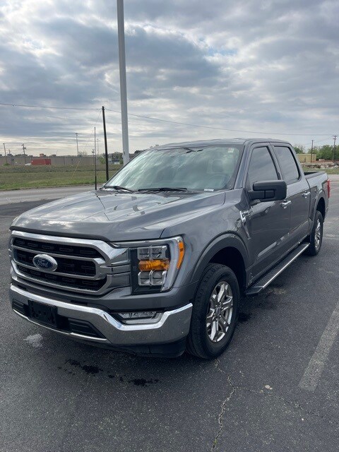 2022 Ford F-150 XLT photo 2