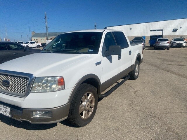 2004 Ford F-150 Lariat photo 2