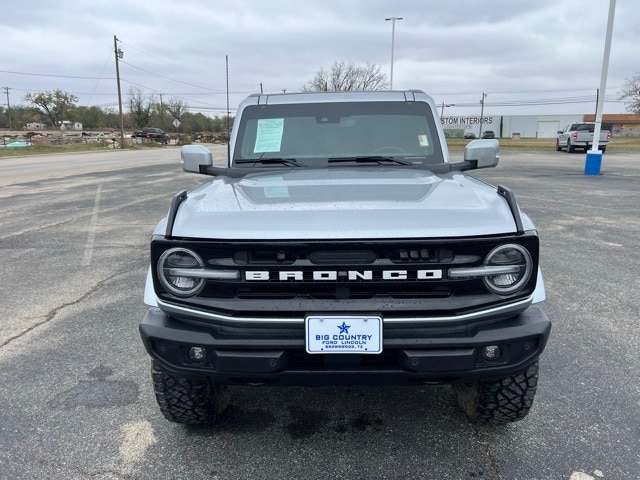 2023 Ford Bronco 4-Door Outer Banks's photo