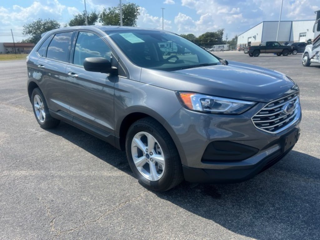 Used 2022 Ford Edge SE SUV