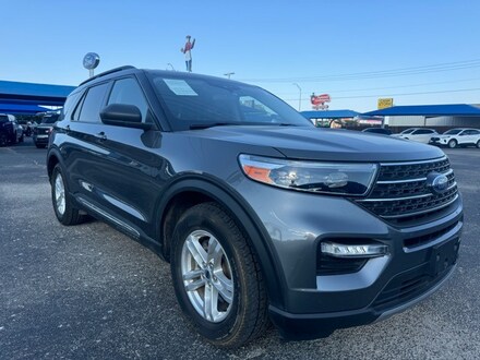 2023 Ford Explorer XLT SUV