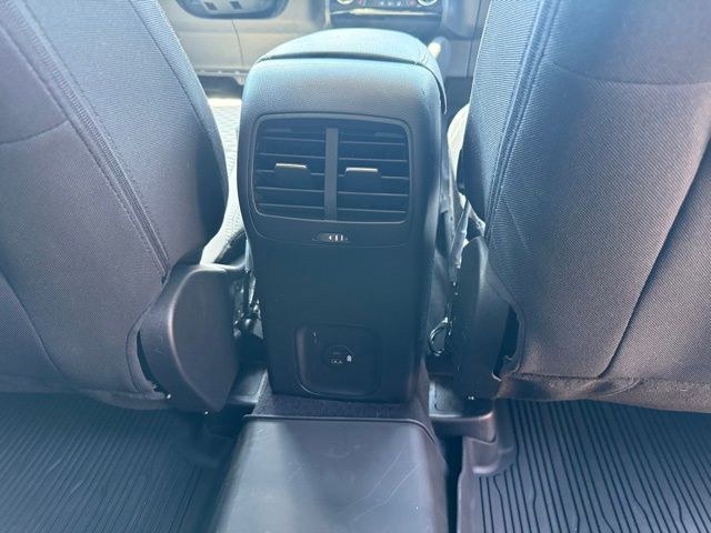2022 Ford Escape SE - Photo 12