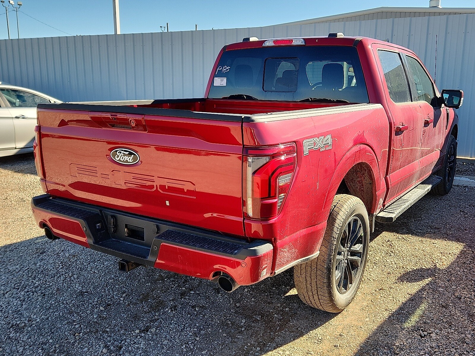 2025 Ford F-150 Lariat photo 4