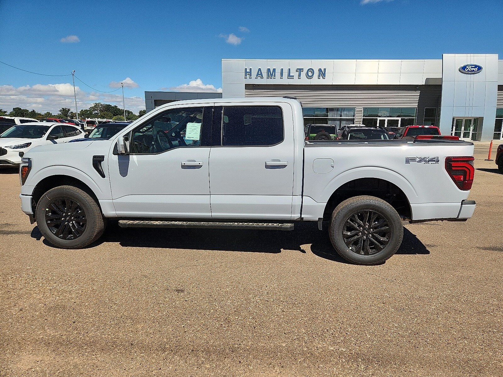 2025 Ford F-150 Lariat photo 2