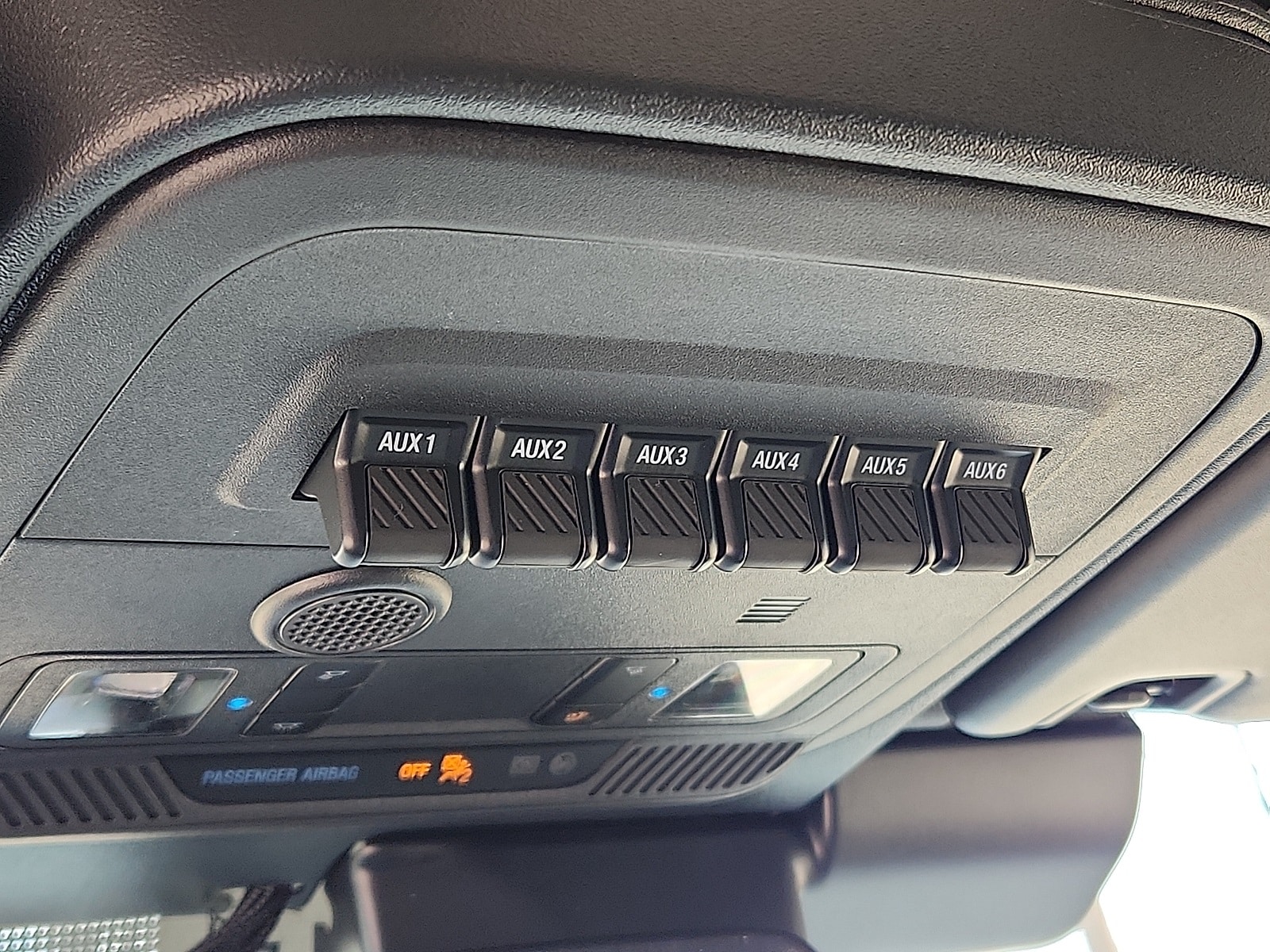 2025 Ford Bronco Badlands photo 3