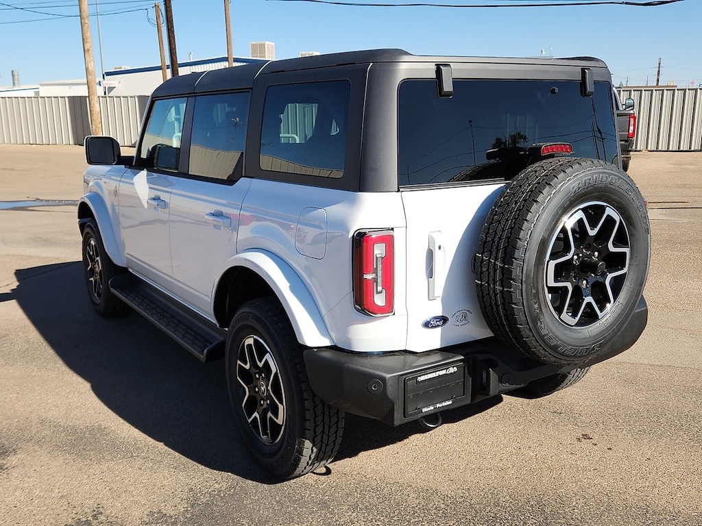 New 2025 Ford Bronco Outer Banks SUV
