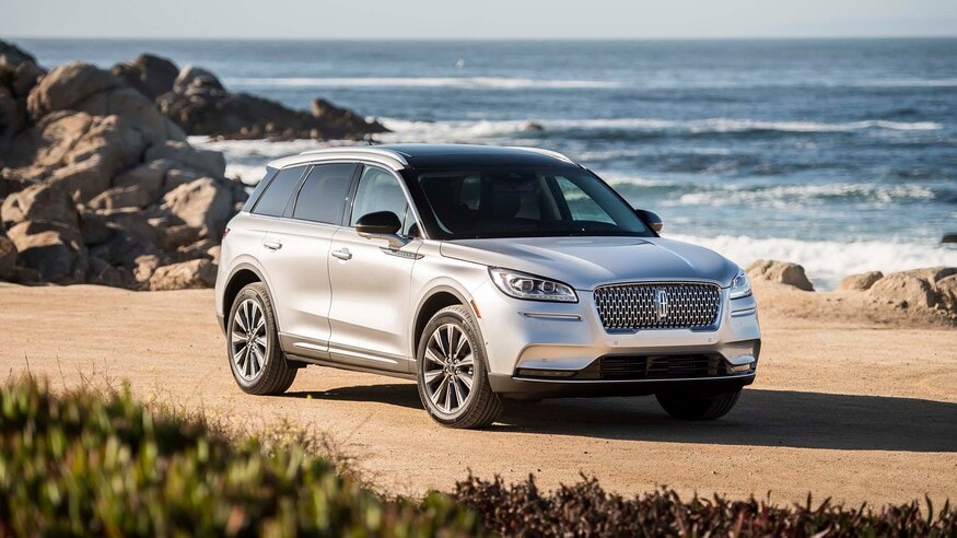  2021-lincoln-corsair-01.jpg
